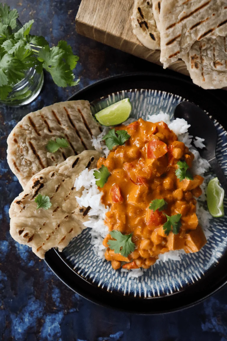 Knallgod tikka masala med tofu og kikerter